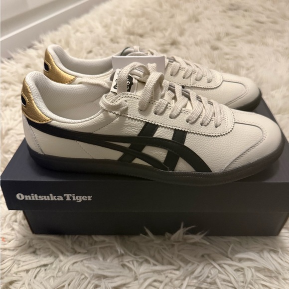 Onitsuka Tiger Tokuten White Black Gold NWT - Picture 5 of 13